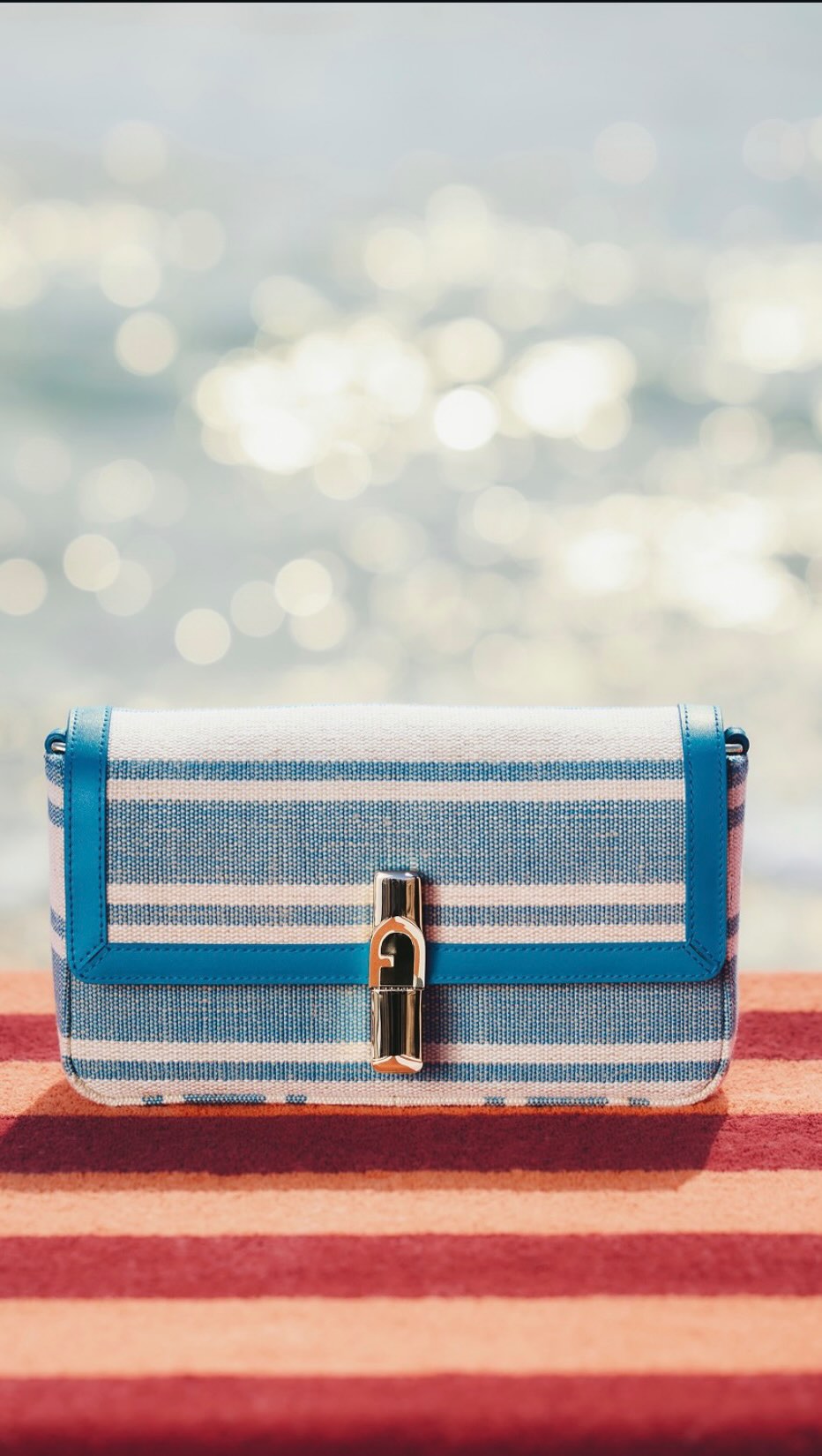 Shop @furla’s Pre-Fall 2026 collection at #DubaiHillsMall…